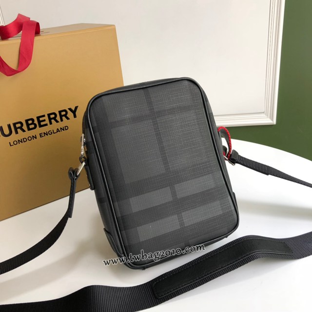 Burberry專門店新款London斜背包 巴寶莉London格紋男士單肩斜挎包 yxb1293